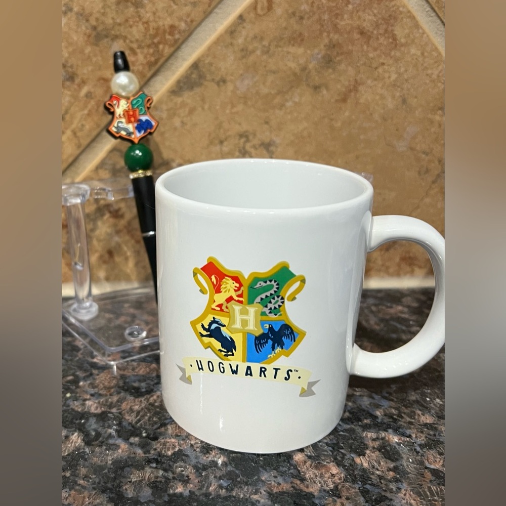 Harry Potter Hogwarts Mug Handcrafted Ink Pen Set White Black with Crest